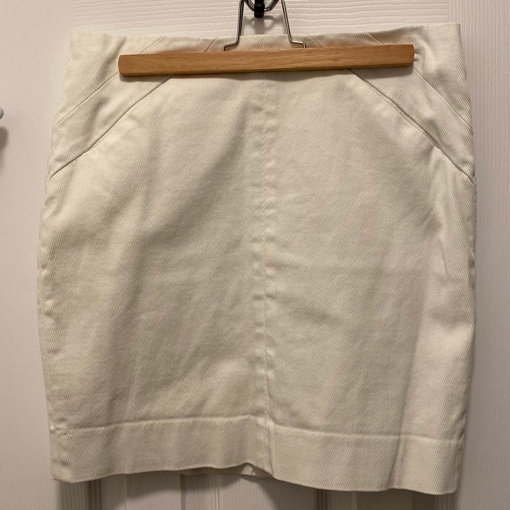 Banana republic lined white pencil skirt